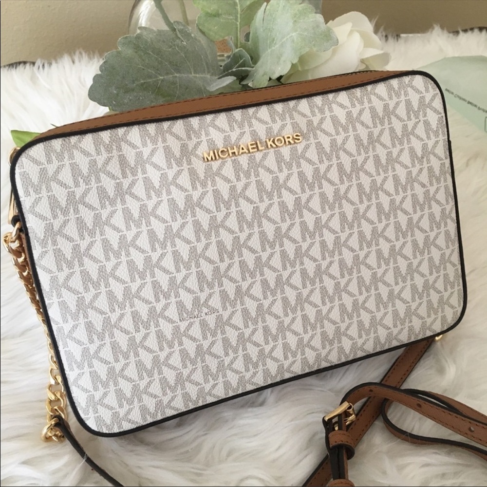 New Michael Kors jet set travel large crossbody bag vanilla signature